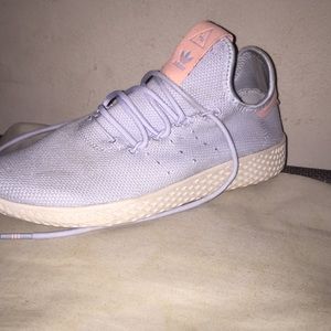 Adidas women shoe for excersize